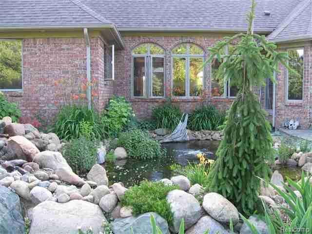 70156 Sunset Lane Romeo, MI 48065 - Photo 3 of 21 Back view
