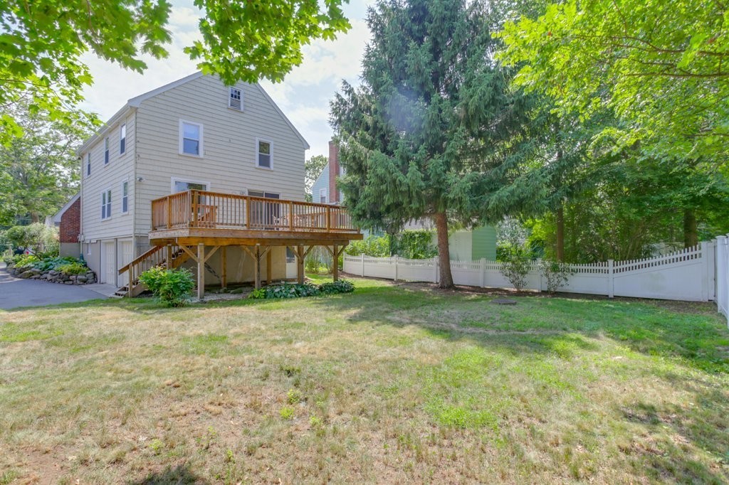 95 Oakdale Road Newton, MA 02461 - Photo 12 of 14