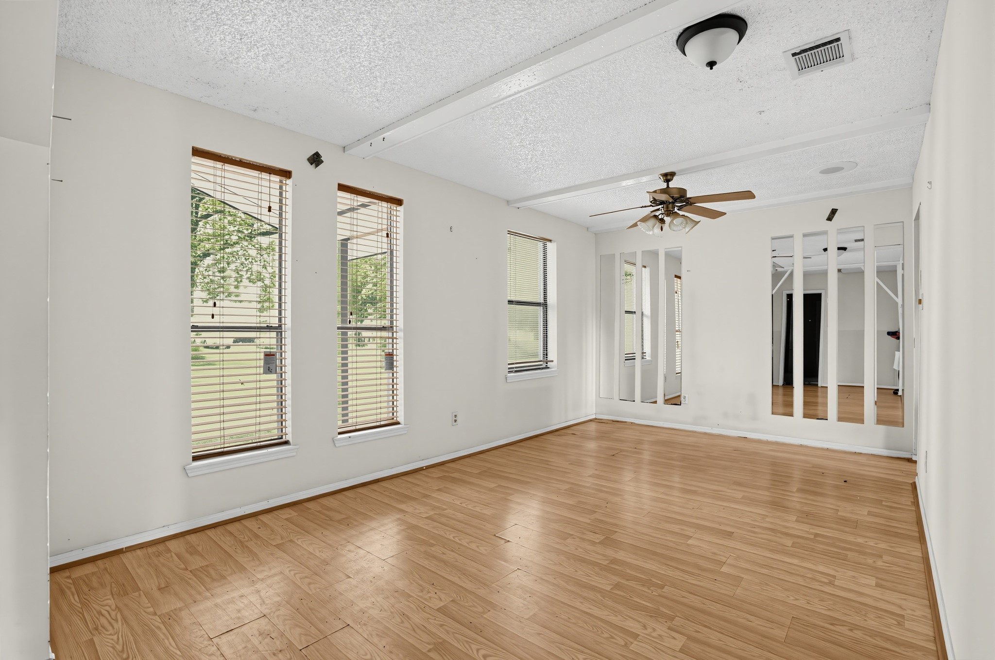 17623 Crestline Road Humble, TX 77396 - Photo 4 of 30 Gallery Image 4