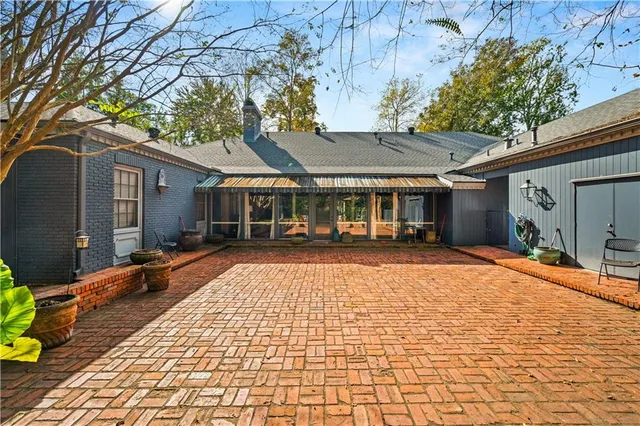 $450,000 | 3803 Pecan Drive, Alexandria, LA 71302