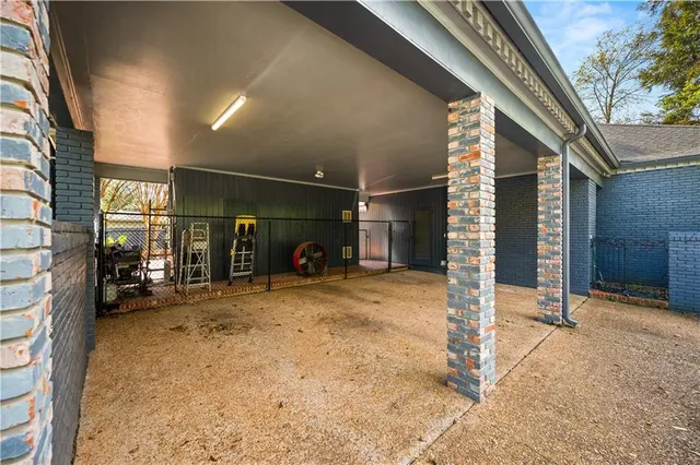 $450,000 | 3803 Pecan Drive, Alexandria, LA 71302