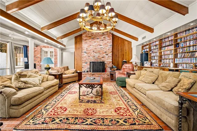 $450,000 | 3803 Pecan Drive, Alexandria, LA 71302