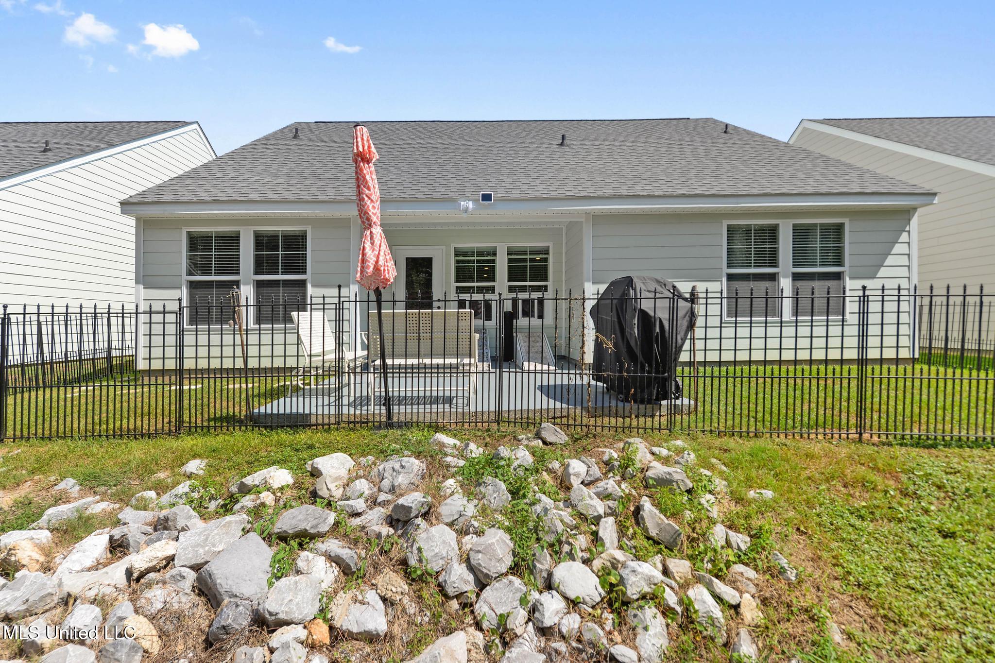 120 Pointe Breeze Way Biloxi, MS 39531 - Photo 24 of 32 023