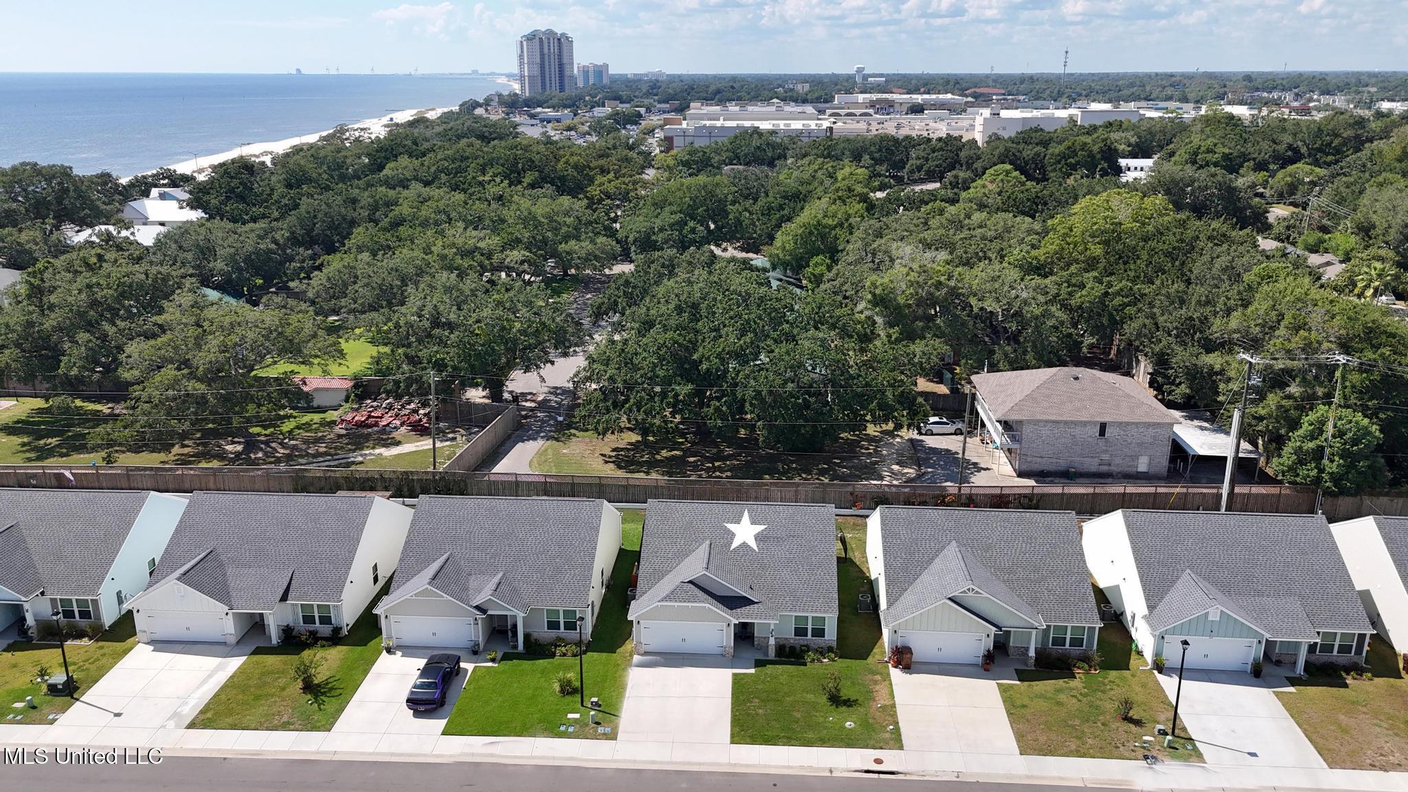 120 Pointe Breeze Way Biloxi, MS 39531 - Photo 25 of 32 024