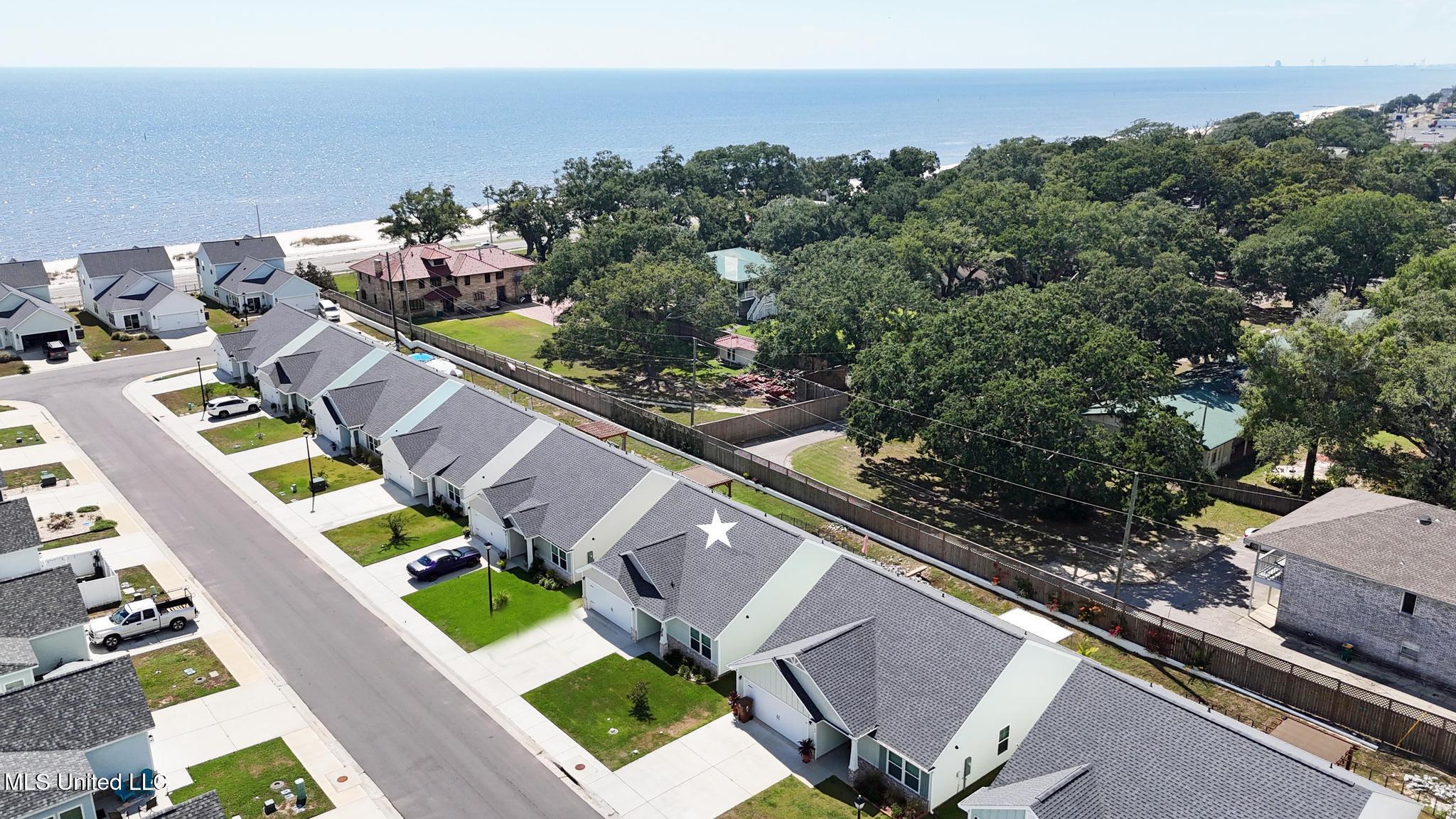 120 Pointe Breeze Way Biloxi, MS 39531 - Photo 26 of 32 025