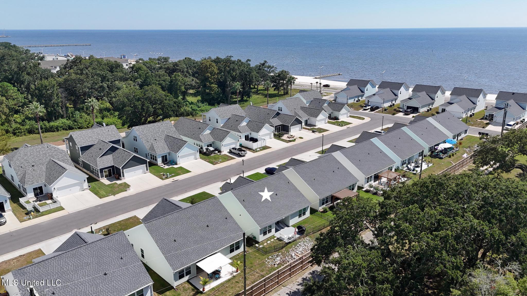 120 Pointe Breeze Way Biloxi, MS 39531 - Photo 27 of 32 027