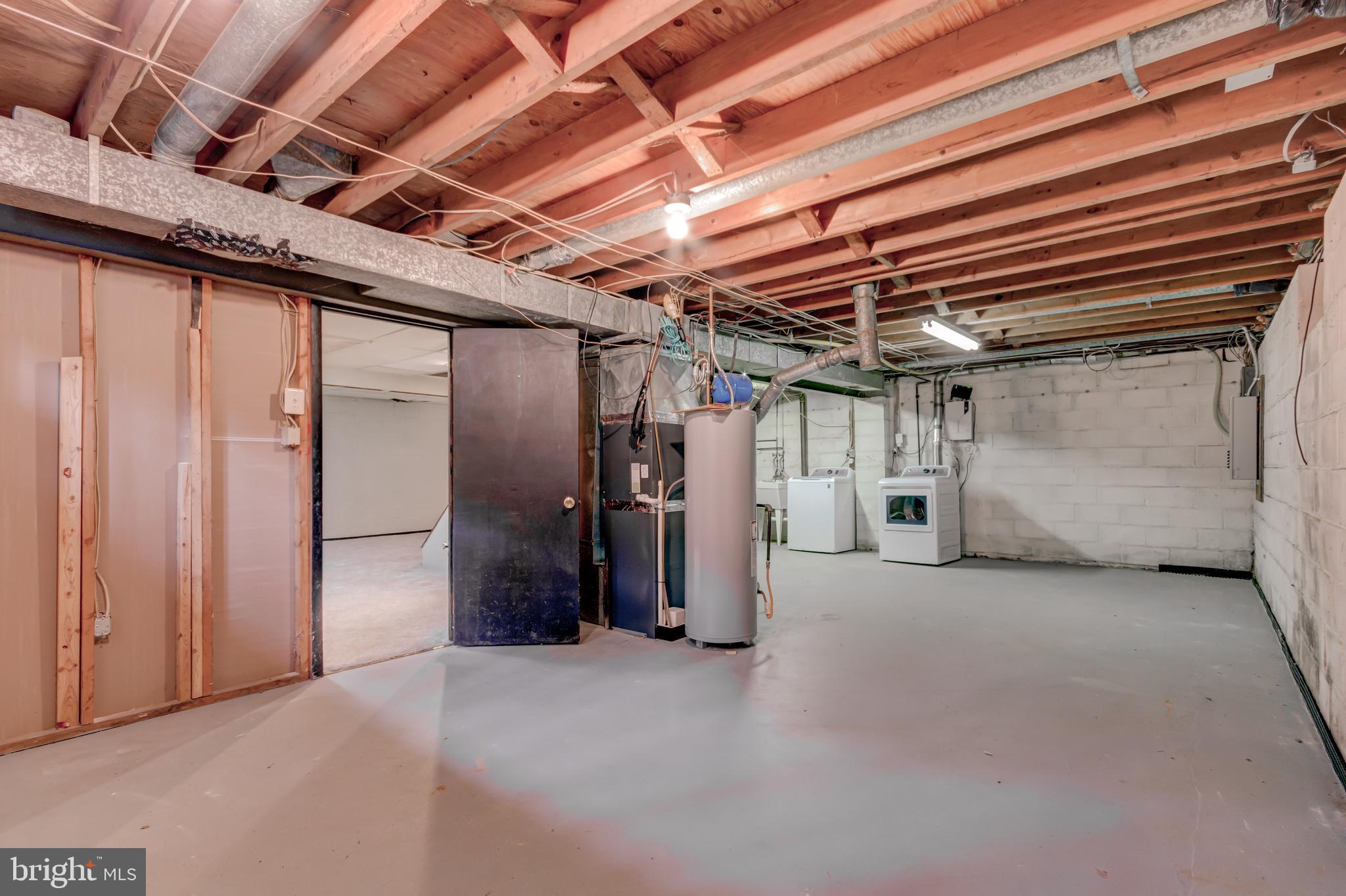 8586 Creek Road Pasadena, MD 21122 - Photo 32 of 38 Gallery Image 32