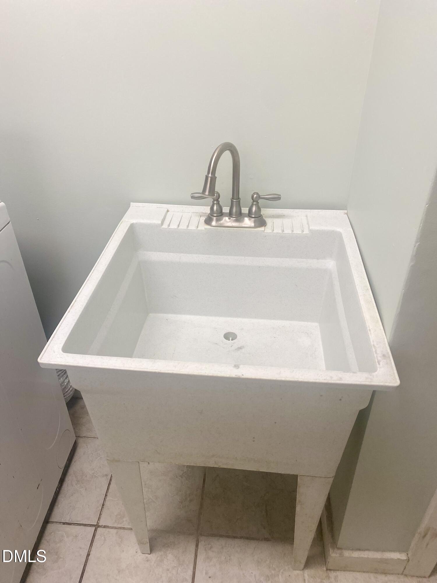 3182 Sims Bridge Road Kittrell, NC 27544 - Photo 19 of 44 Laundry Room
