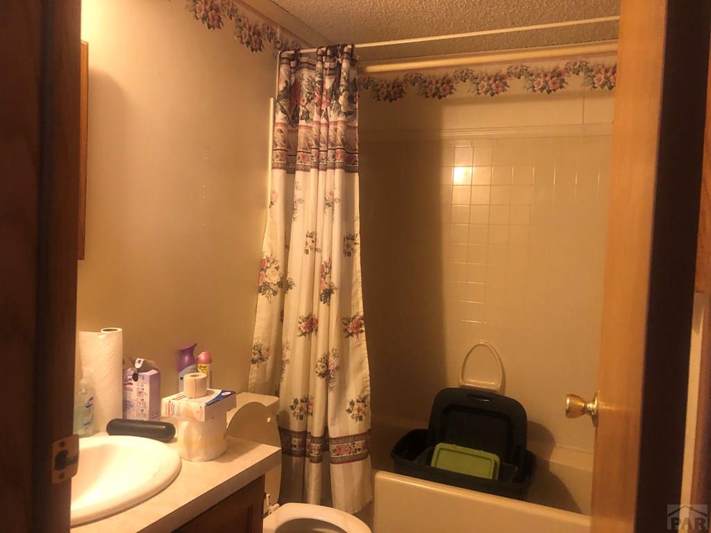 43689 Fields Road Avondale, CO 81022 - Photo 13 of 22 Gallery Image 13