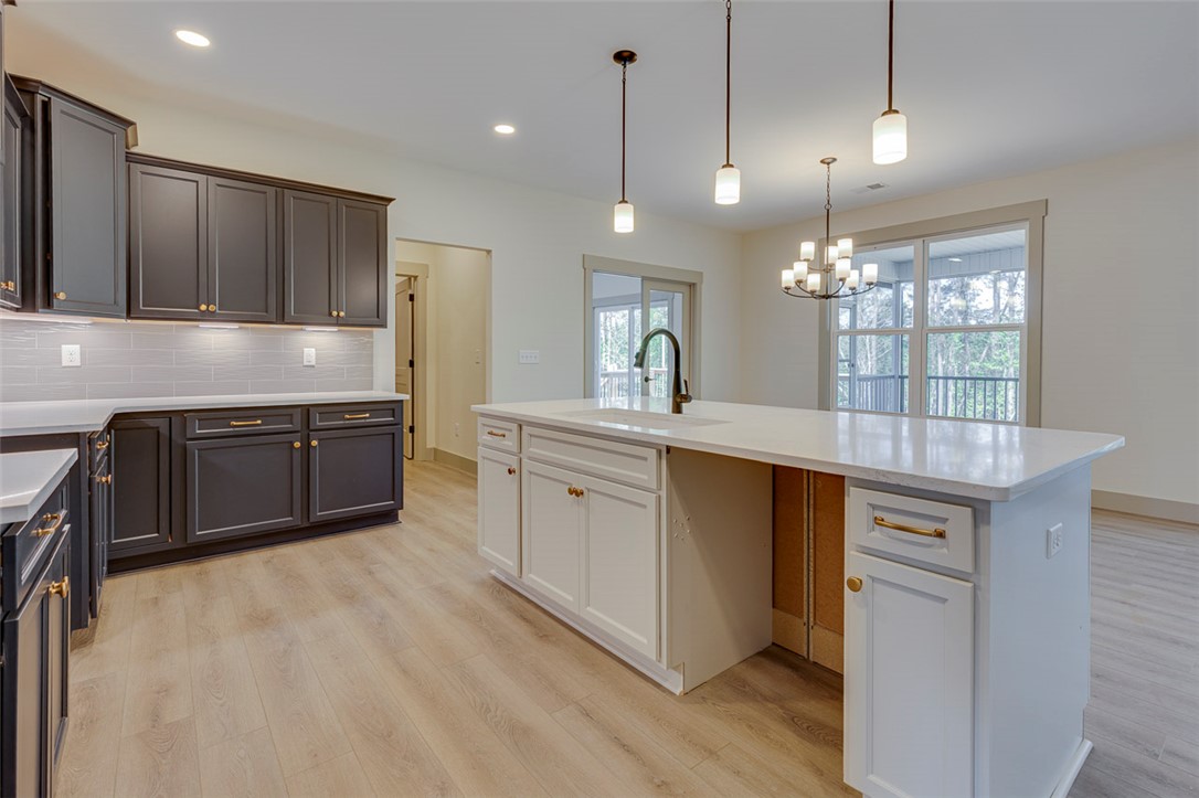 121 Hideaway Lane Easley, SC 29640 - Photo 21 of 50