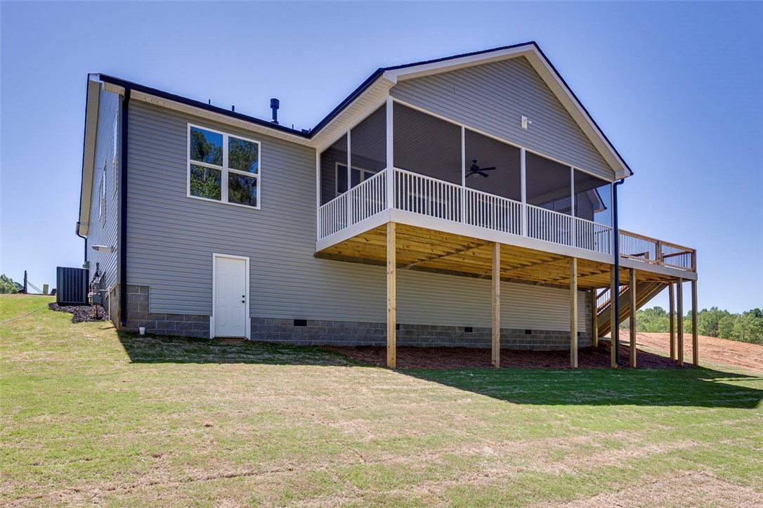 121 Hideaway Lane Easley, SC 29640 - Photo 45 of 50