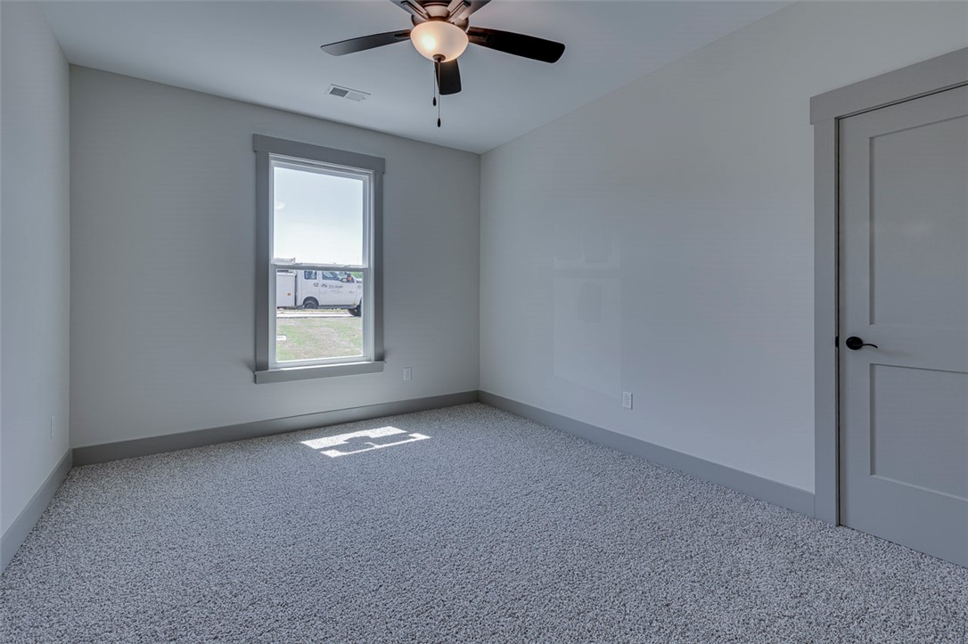 121 Hideaway Lane Easley, SC 29640 - Photo 7 of 50