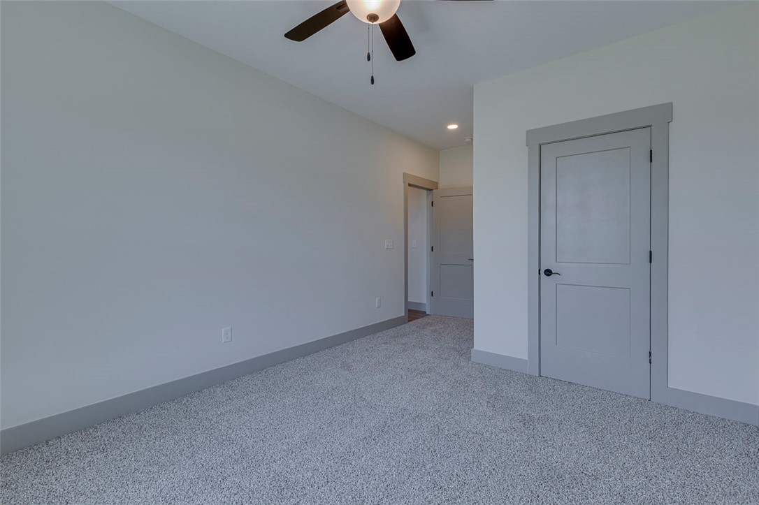 121 Hideaway Lane Easley, SC 29640 - Photo 10 of 50