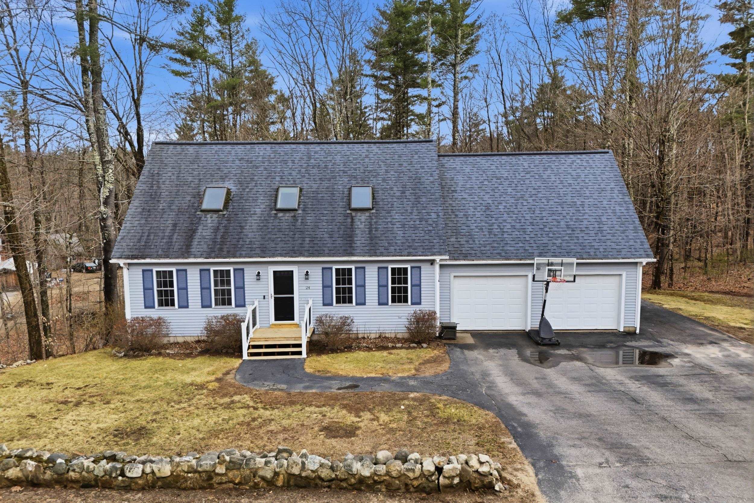 24 Prescott Road Epping, NH 03042 - Photo 2 of 48