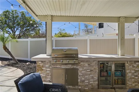 a view of a park with entertaining space