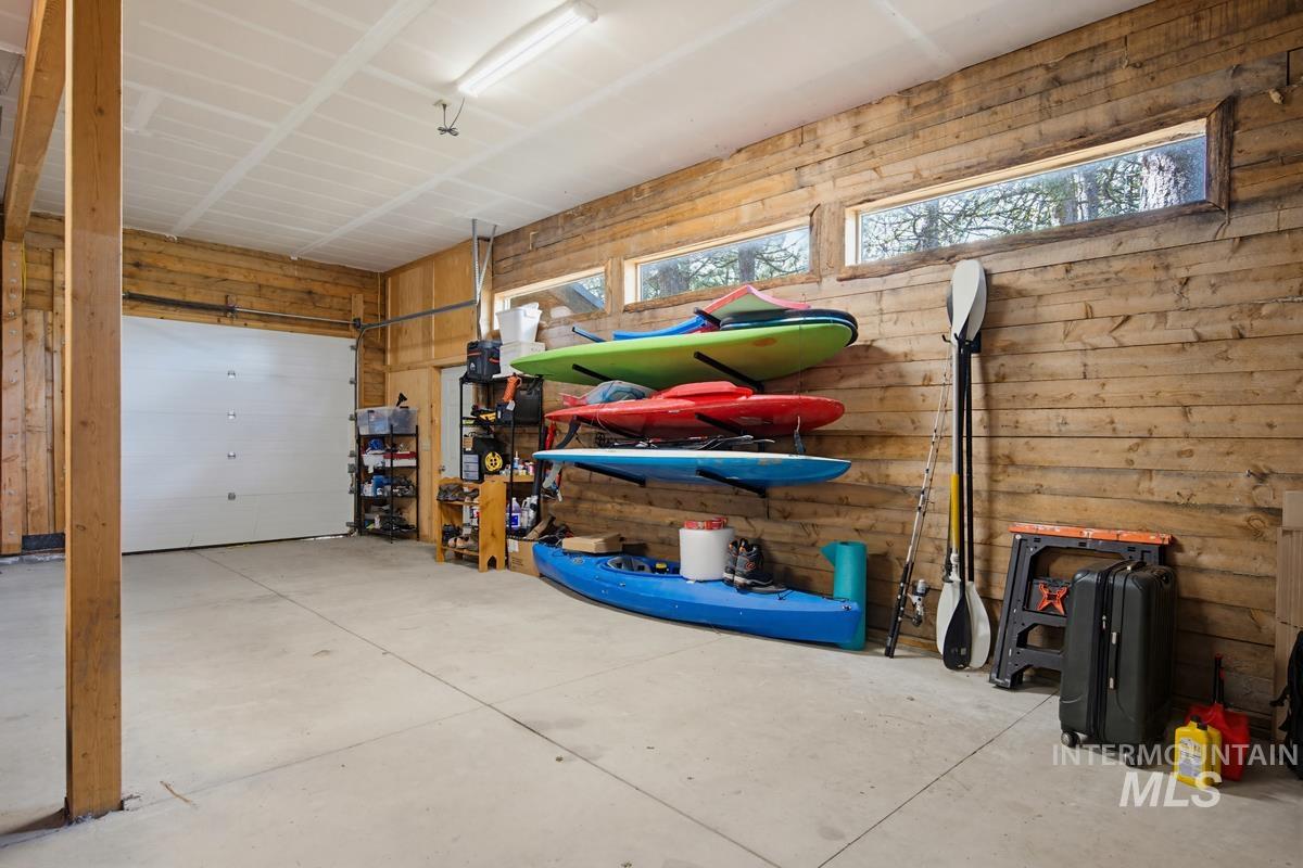 461 Hilltop Road Cascade, ID 83611 - Photo 34 of 40
