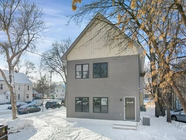 $1,725,000 | 1129 Southeast 8th Street, Minneapolis, MN 55414
