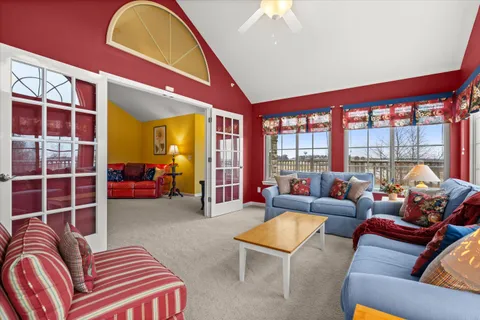 $589,900 | N50-w25074 William Drive, Pewaukee, WI 53072