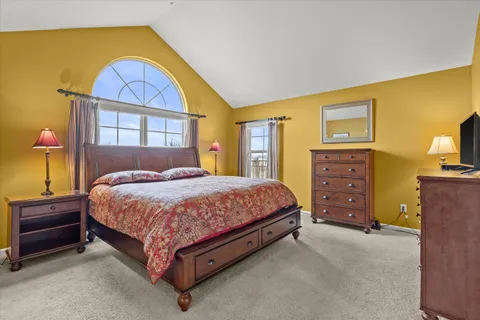 $589,900 | N50-w25074 William Drive, Pewaukee, WI 53072