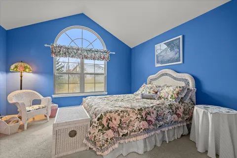 $589,900 | N50-w25074 William Drive, Pewaukee, WI 53072