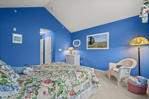 $589,900 | N50-w25074 William Drive, Pewaukee, WI 53072