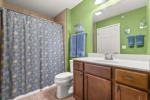 $589,900 | N50-w25074 William Drive, Pewaukee, WI 53072