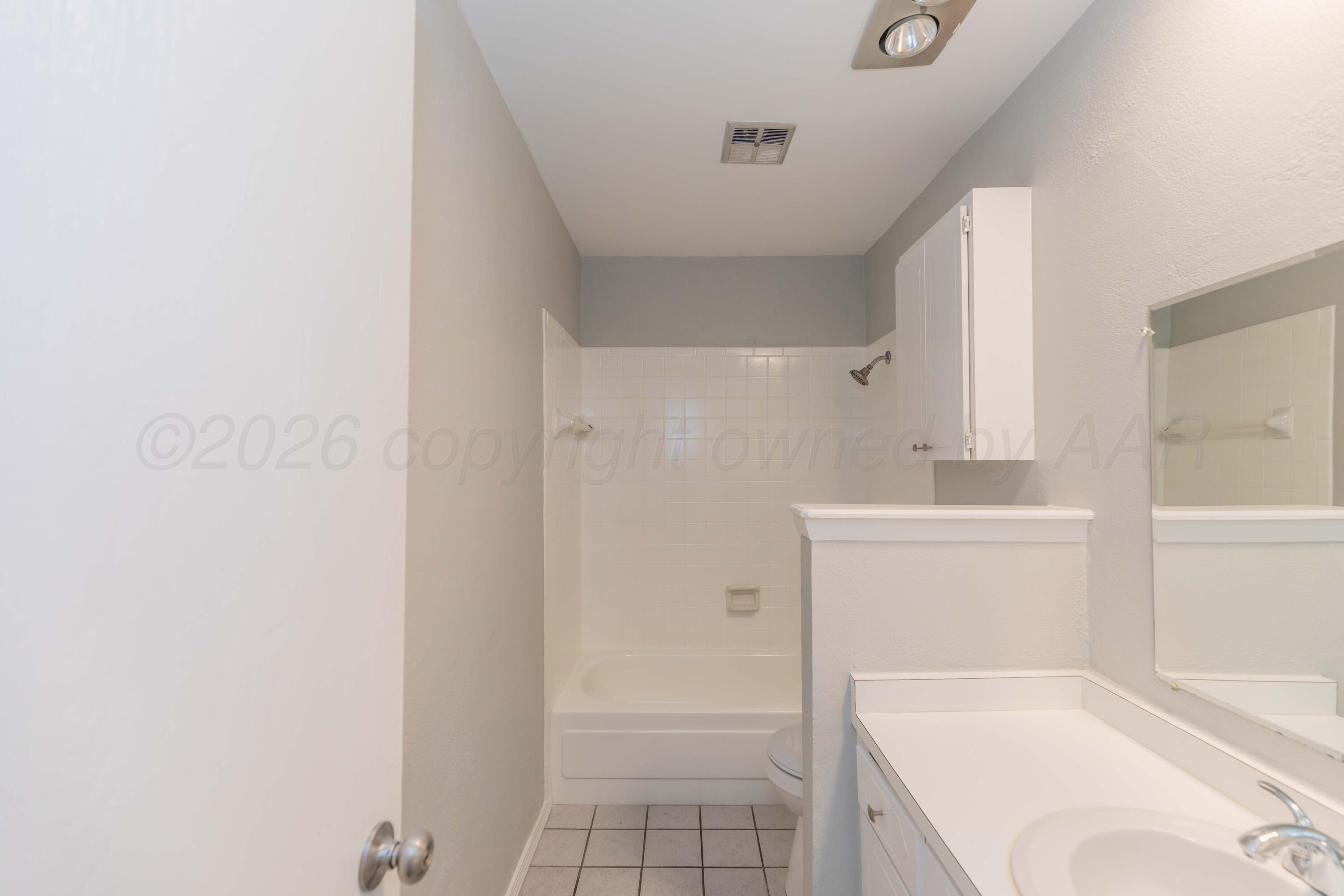 2710 Emory Drive Amarillo, TX 79110 - Photo 30 of 34 BATHROOM 2 VIEW 2