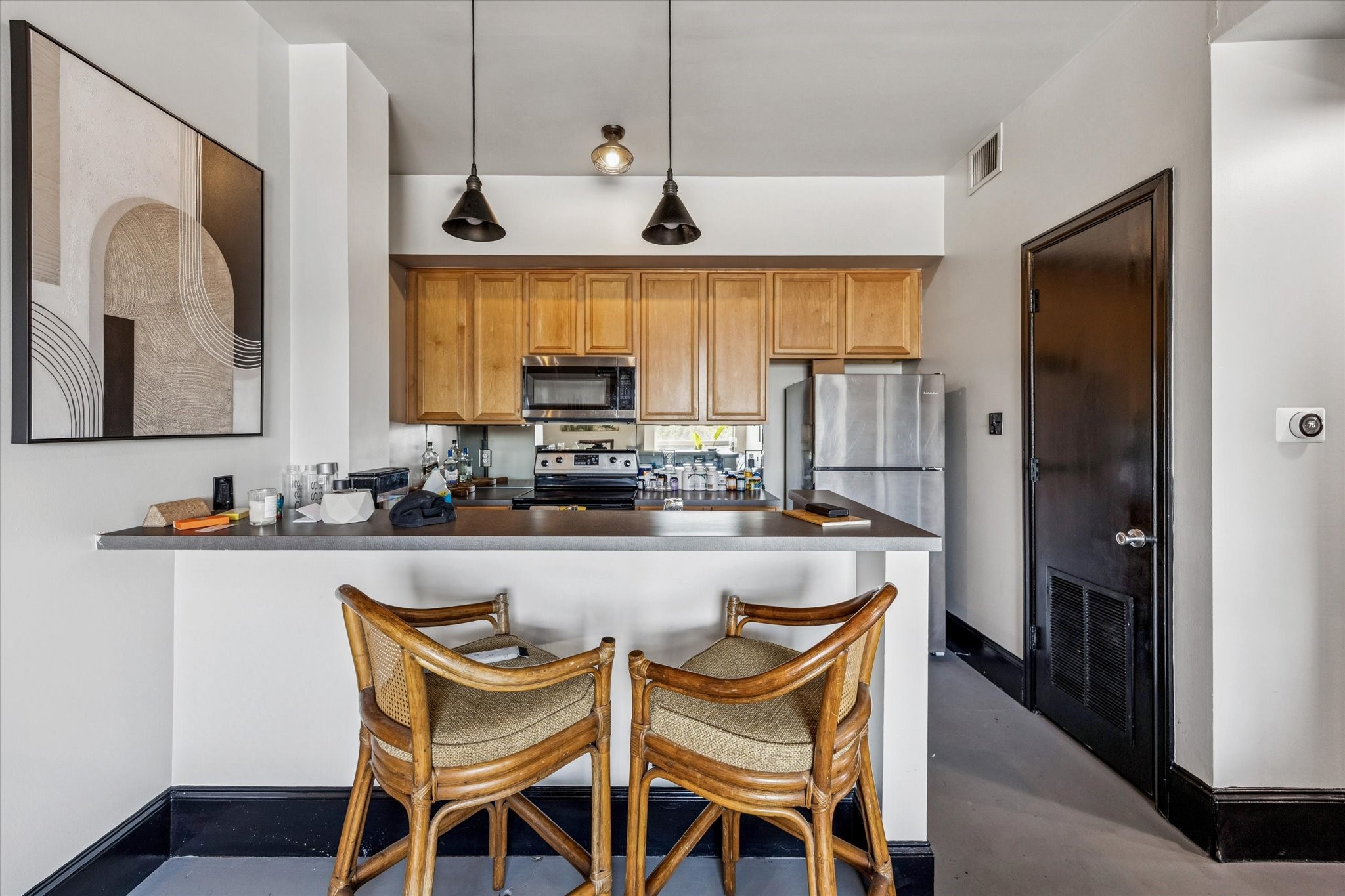 5017 Cornish Street Houston, TX 77007 - Photo 30 of 34 2/1 Unit-kitchen, occupied