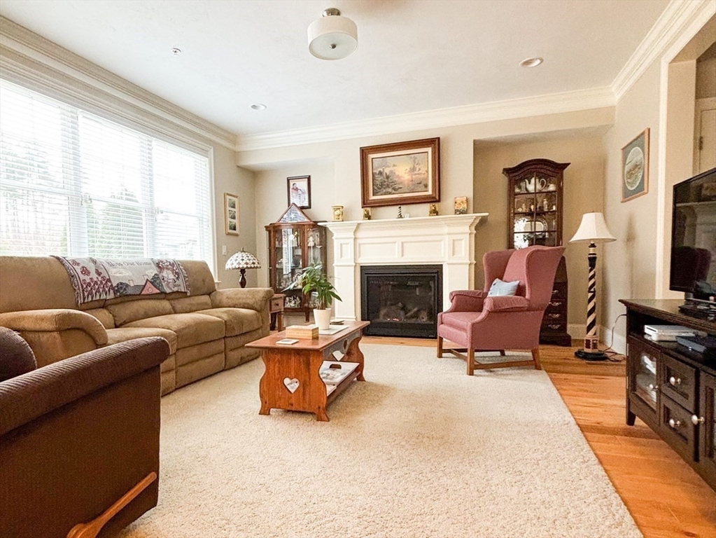 168 Brookview Road, Unit 168 Franklin, MA 02038 - Photo 16 of 38 Gallery Image 16