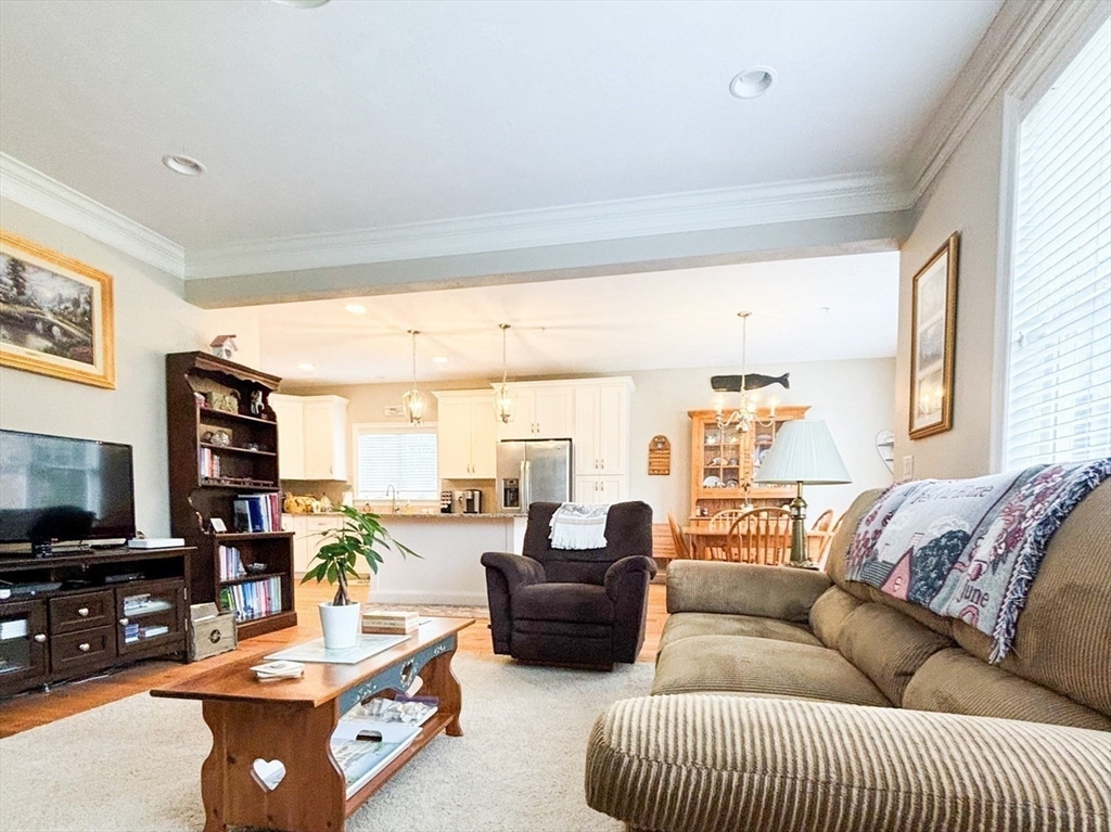 168 Brookview Road, Unit 168 Franklin, MA 02038 - Photo 17 of 38 Gallery Image 17