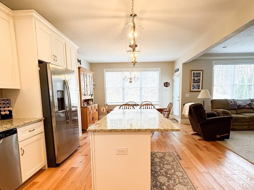 168 Brookview Road, Unit 168 Franklin, MA 02038 - Photo 9 of 38 Gallery Image 9