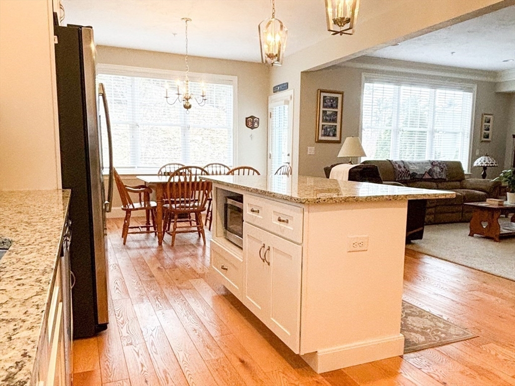 168 Brookview Road, Unit 168 Franklin, MA 02038 - Photo 10 of 38 Gallery Image 10