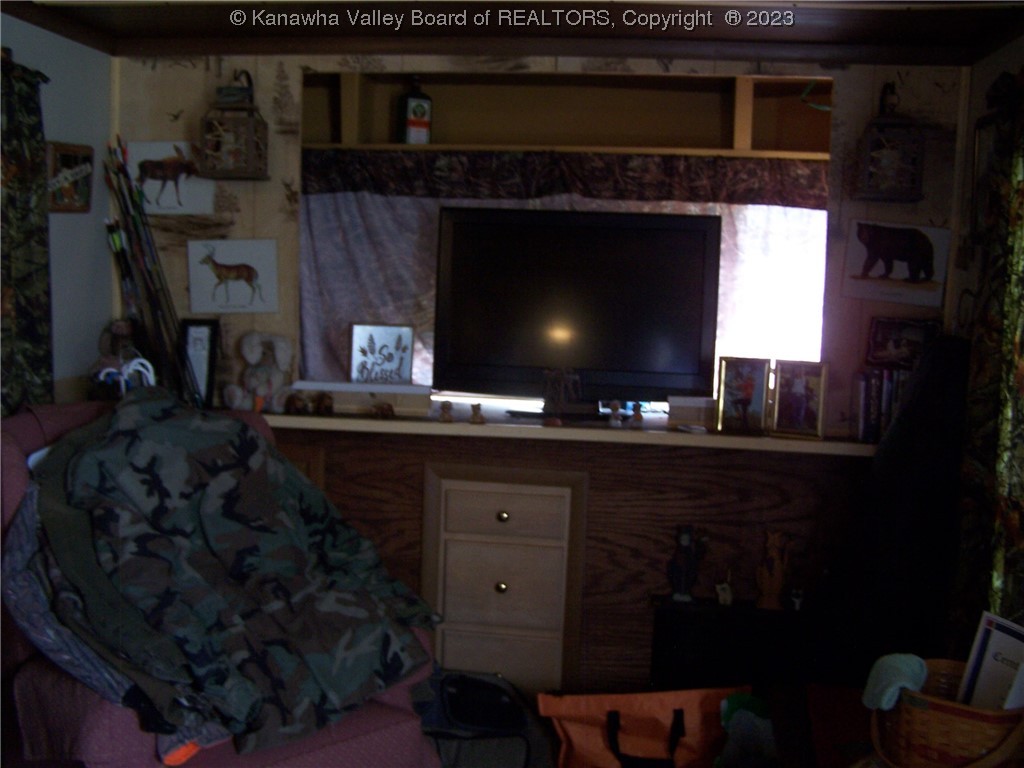 988 Happy Valley Road Southside, WV 25187 - Photo 32 of 35 Gallery Image 32