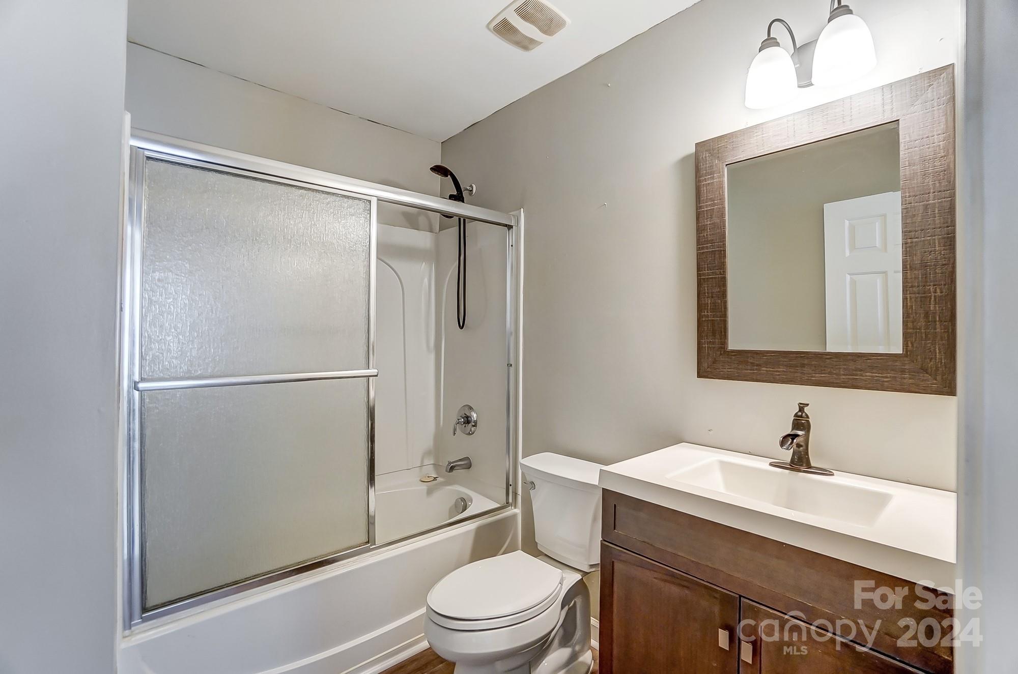 741 Waterfall Way Clover, SC 29710 - Photo 13 of 26 Gallery Image 13