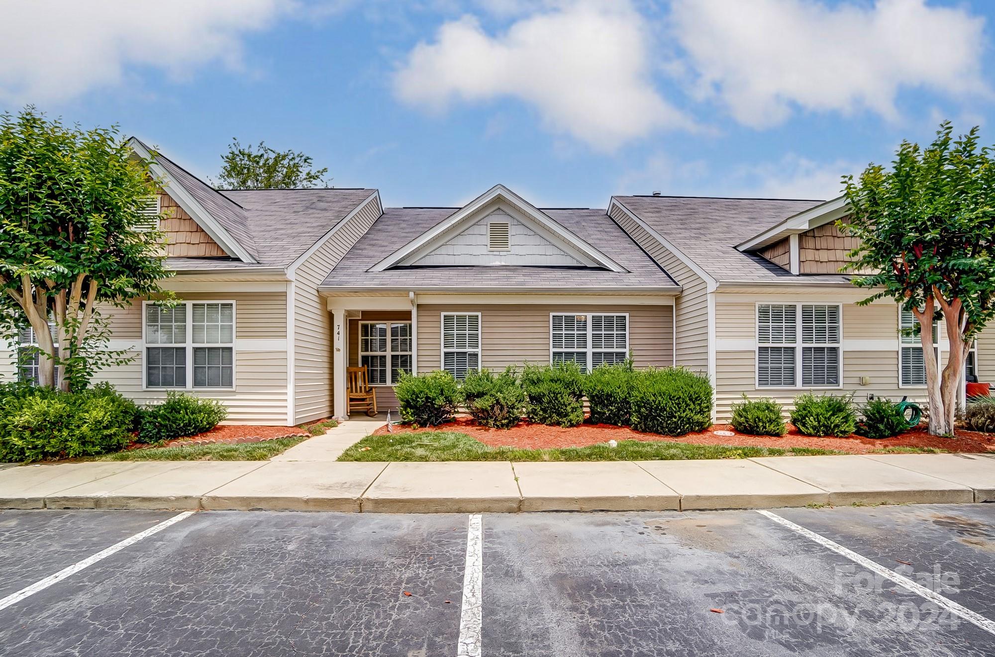 741 Waterfall Way Clover, SC 29710 - Photo 20 of 26 Gallery Image 20
