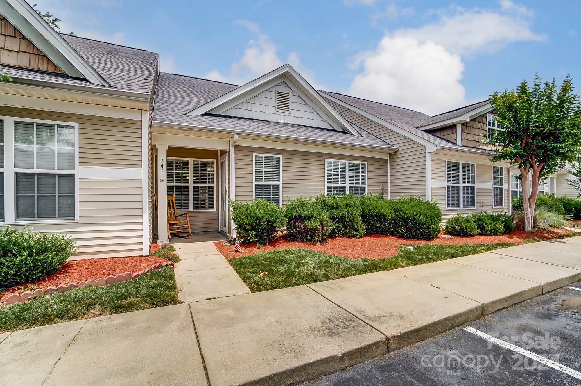 741 Waterfall Way Clover, SC 29710 - Photo 21 of 26 Gallery Image 21