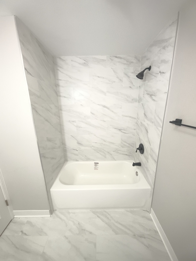 1803 Riverside Drive McHenry, IL 60051 - Photo 13 of 16