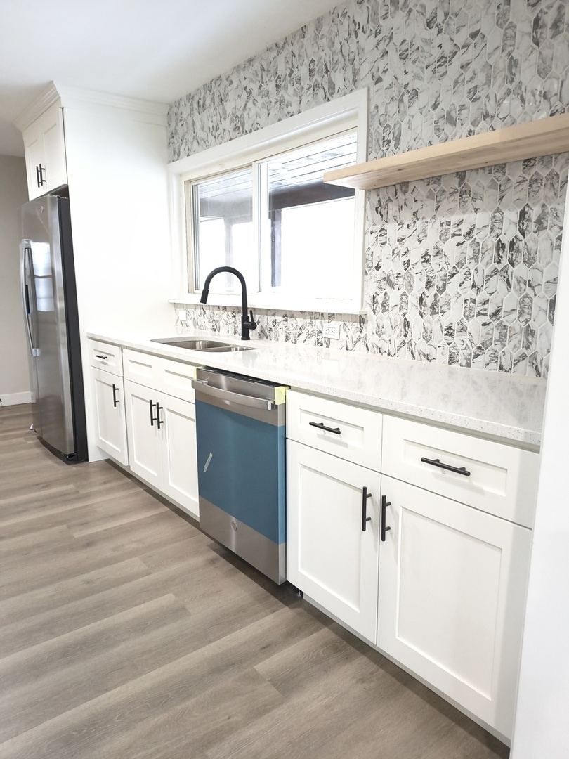 1803 Riverside Drive McHenry, IL 60051 - Photo 6 of 16