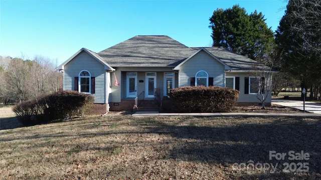 $390,000 | 137 North Shore Drive, Cherryville, NC 28021