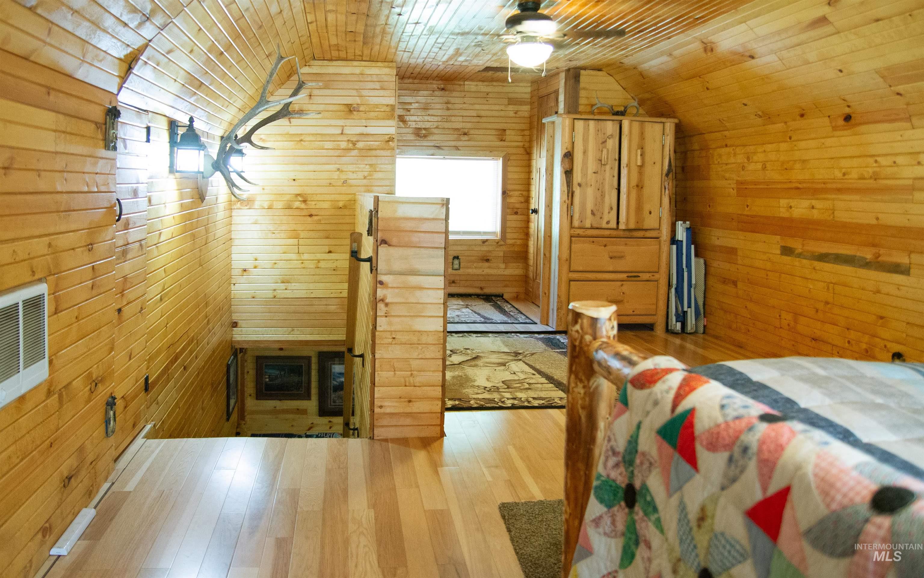 598 West Mountain Road Cascade, ID 83611 - Photo 19 of 24
