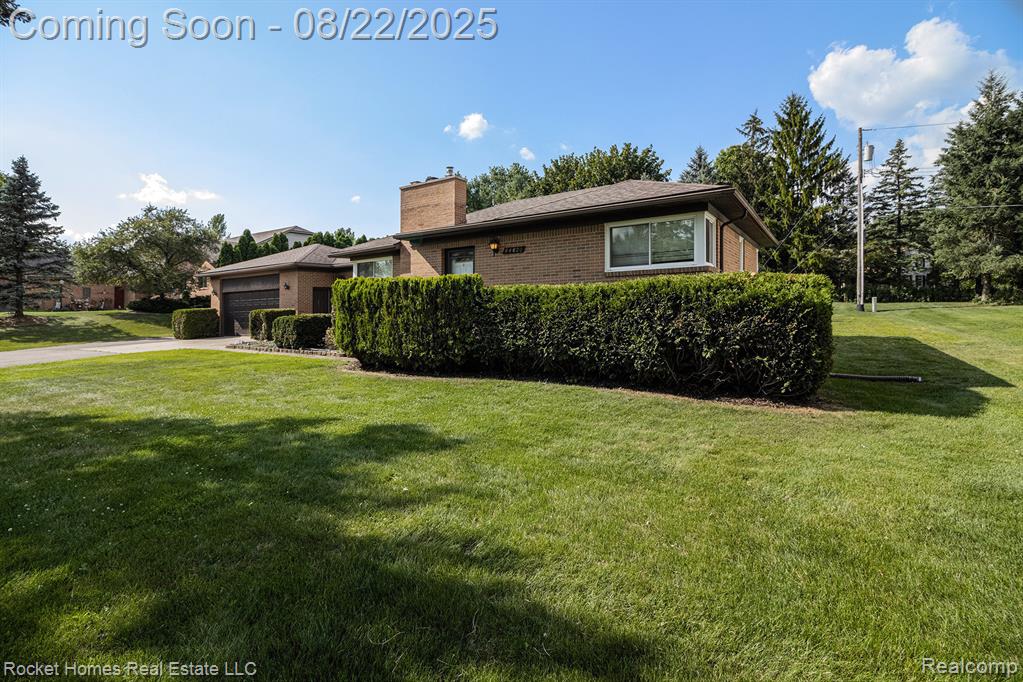 44620 West 11 Mile Road Novi, MI 48375 - Photo 2 of 27