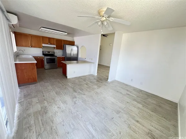 $3,550 | 94-1021 Kaamea Street, Waipahu, HI 96797