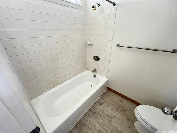 $3,550 | 94-1021 Kaamea Street, Waipahu, HI 96797