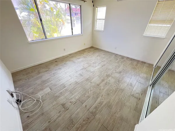 $3,550 | 94-1021 Kaamea Street, Waipahu, HI 96797