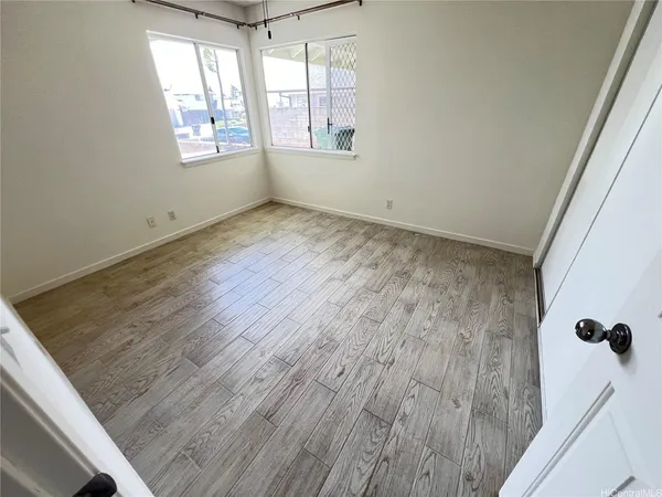 $3,550 | 94-1021 Kaamea Street, Waipahu, HI 96797