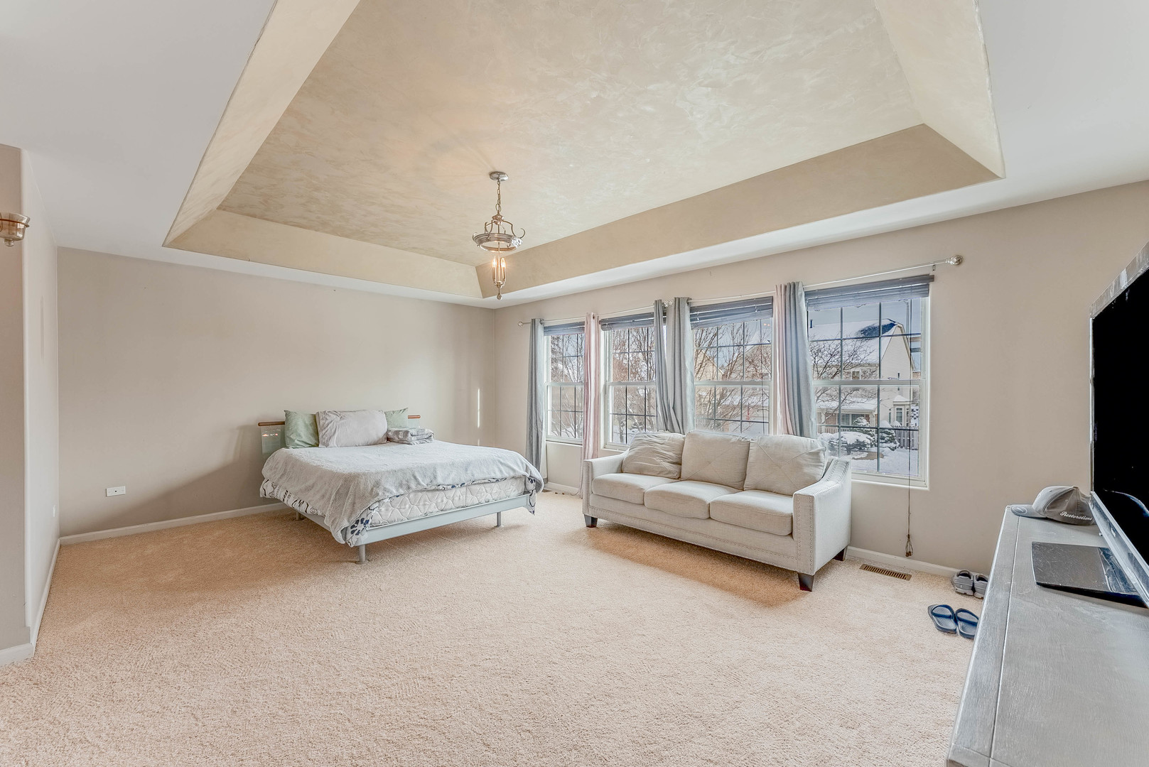 271 Stonegate Road Bolingbrook, IL 60440 - Photo 15 of 31 Gallery Image 15
