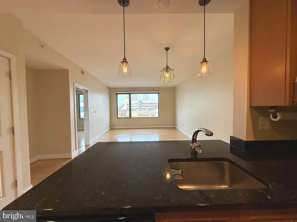 $2,600 | 4101 Albemarle Street Northwest, Unit 321, Washington, DC 20016