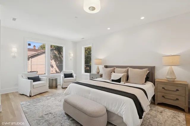 $1,795,000 | 146 Sterling Lane, Wilmette, IL 60091