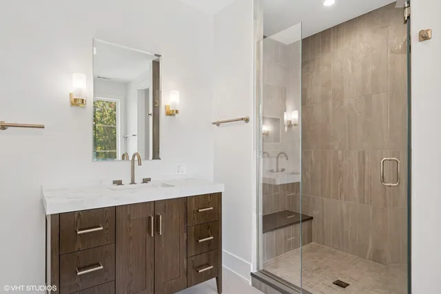 $1,795,000 | 146 Sterling Lane, Wilmette, IL 60091