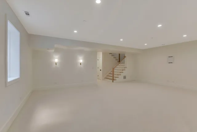 $1,795,000 | 146 Sterling Lane, Wilmette, IL 60091